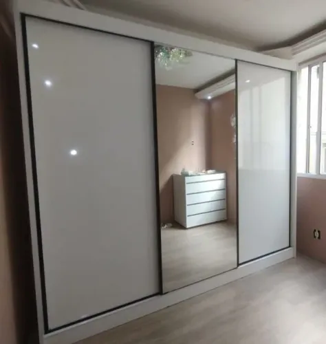 Guarda Roupa Sollo 100% MDF -2,73 cm ,PRONTA ENTREGA.