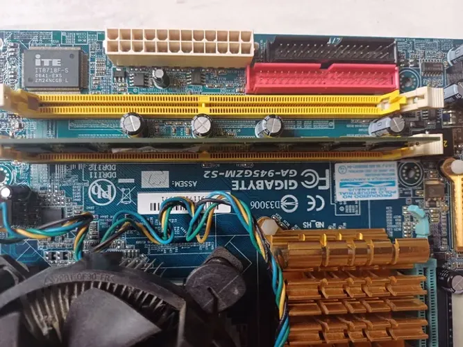Kit placa mae ,memoria ,cooler e processador