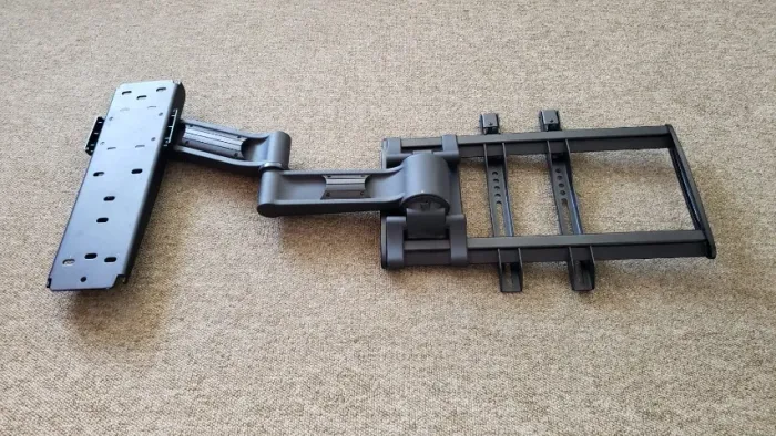 Suporte parede Articulado para TV 32" a 55" - excelente estado!