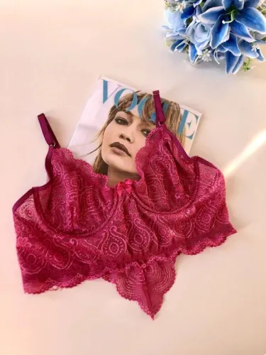 Cropped Top de renda rosa ou preto