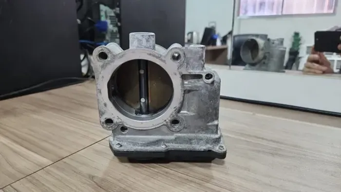 TBI Nissan Livin Tiida Sentra 1.8 16v 2008 a 2013 8WA60-01