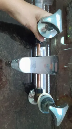 Torneira de banheiro misturador de mesa Fabrimar modelo Aquarius