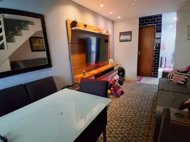 Casa com 2 Quartos e 1 Vaga em Campo Grande.