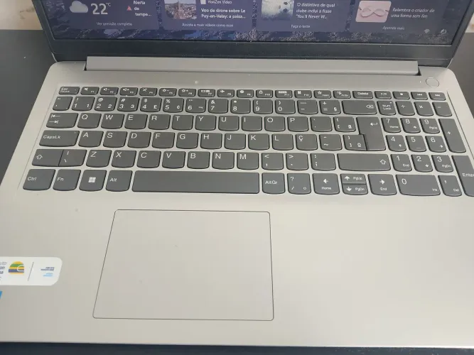 Notebook Lenovo i3 238GB