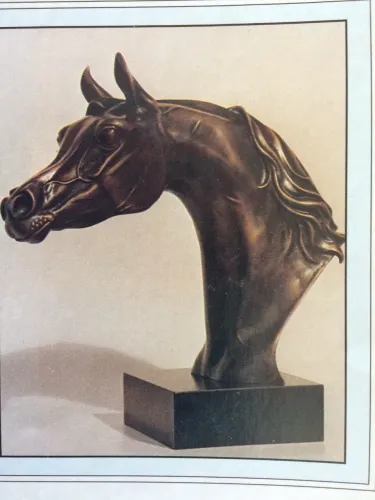 Escultura em bronze Cavalo Árabe peça Única 