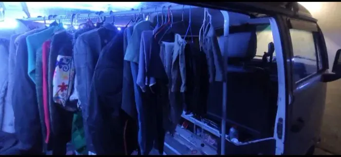 Roupas Variadas - Casacos, Camisas e Mais