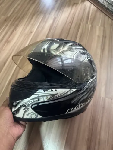Capacete ls2 usado TAM 60