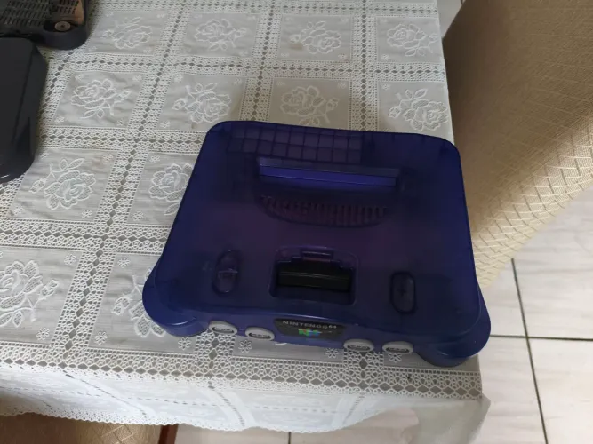 Console de Nintendo 64 uva