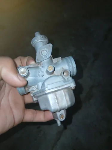 Vendo carburador da 150