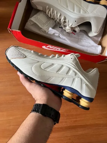 Tênis Nike Shox R4 Phantom