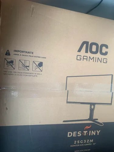 Monitor AOC hero