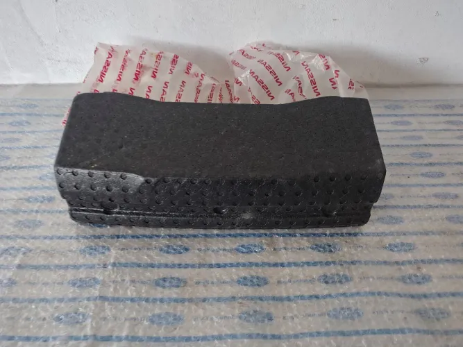 Absorvedor de impacto Nissan Kikins 2018 a 2024 original novo