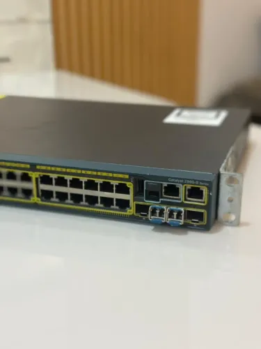 Switch Cisco Catalyst 2960-s Series