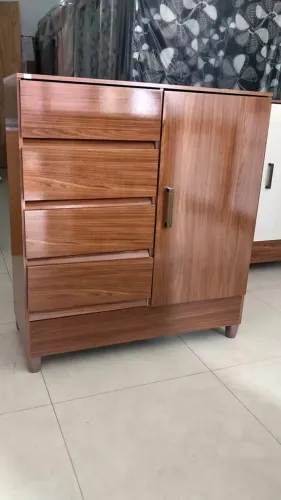 CÔMODA COM SAPATEIRA