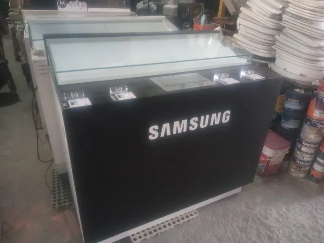 Balcão Expositor para celulares
