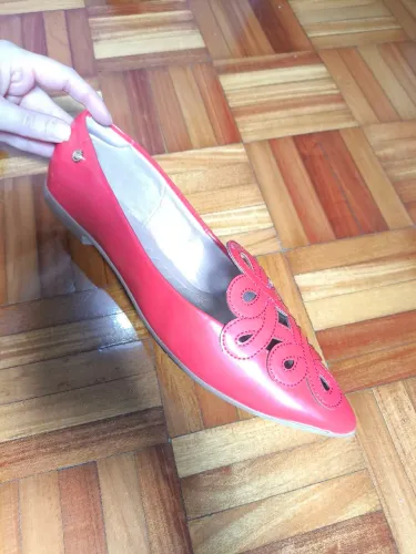 Sapatilha vermelha santinelli 