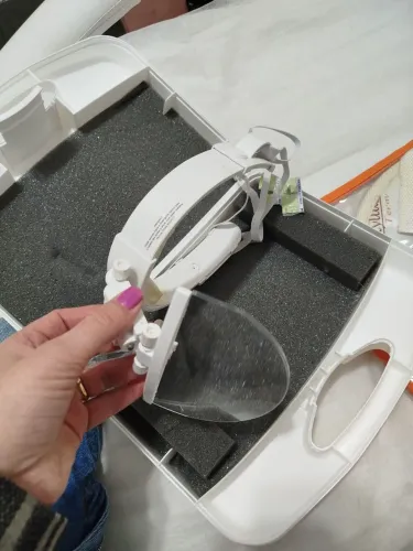 Lupa de pala cabeça 3 lentes e led, maleta Vision Estek 