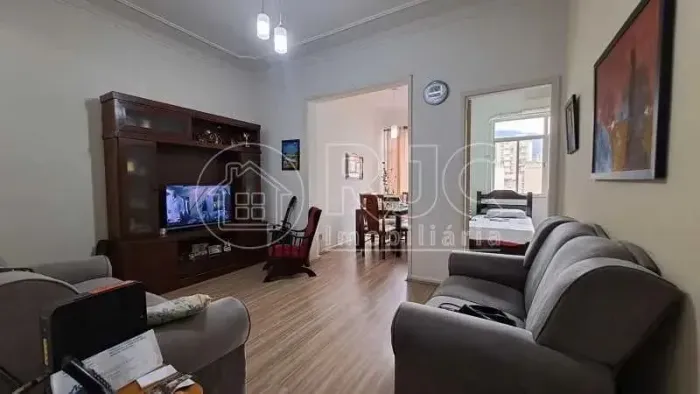 Próximo a Saens Pena