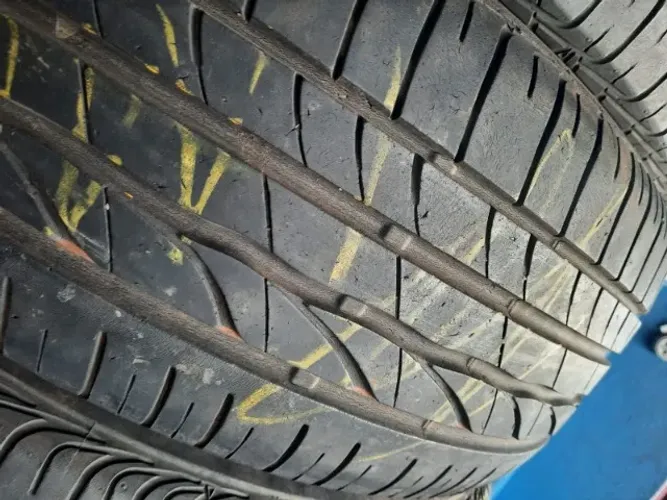  Pneu Bridgestone 225/45/17 80 % Vida util.