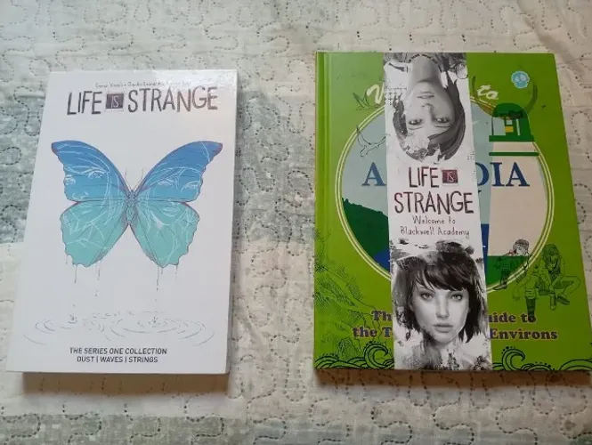 Vendo coleção de LIvros Life is Strange