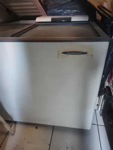 Freezer horizontal tampa de vidro Gelopar