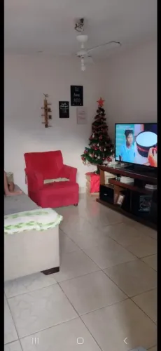 Vende-se Casa Caiçara, sozinha no lote.