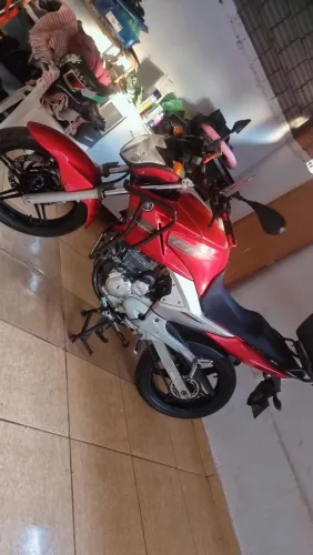 Fazer 250 ano 2011 conservada e extremamente revisada.