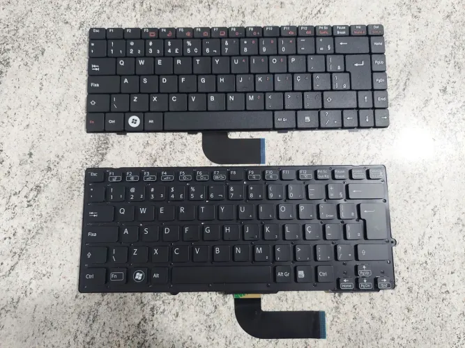 2 teclados de notebook novos modelo na descrição 