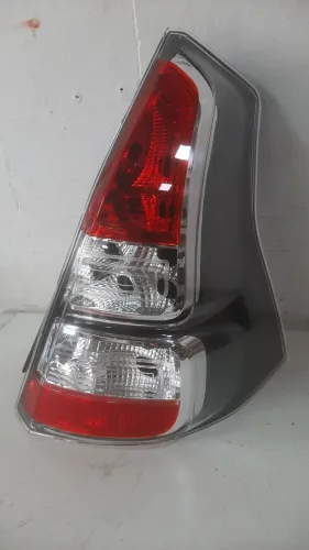Lanterna Traseira sandero stepway
