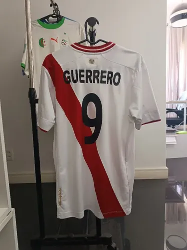 Camisa Peru 2013/14 Guerrero