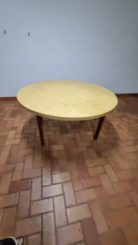 Mesa madeira redonda 1,5m diâmetro