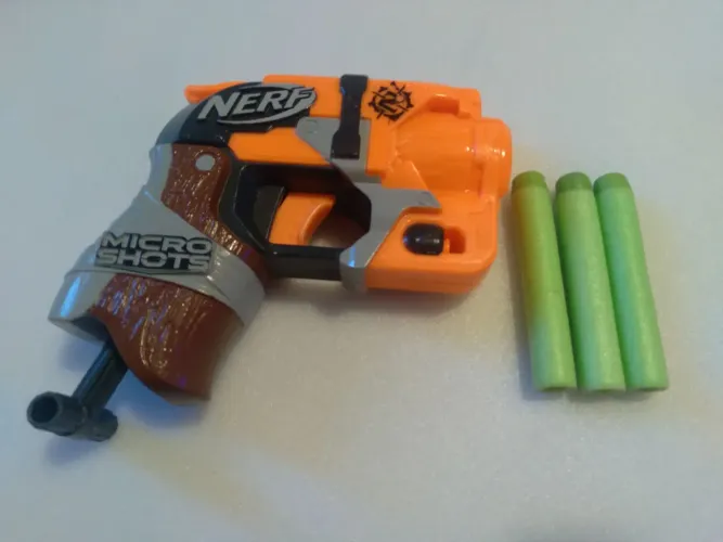 Nerf MicroShots 2016 - Pistola + 3 Dardos