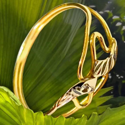 Anel de Ouro (Amarelo/Branco) Com Desenhos em Baixo Relevo