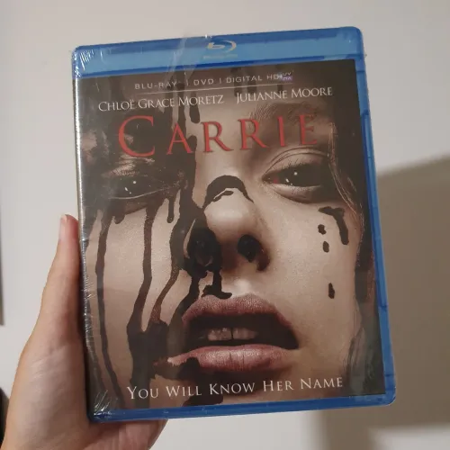 Blu-ray Carrie A Estranha + DVD + Digital HD Lacrado (Importado) Stephen King