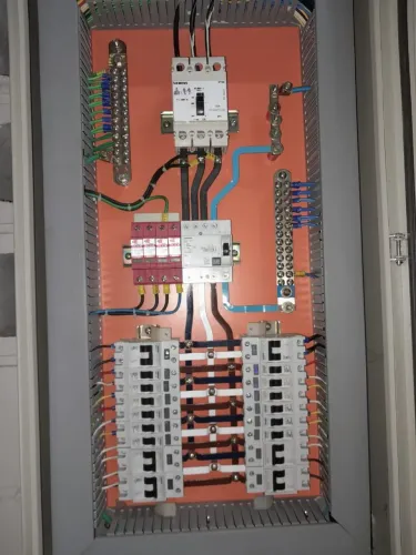 Eletricista instador