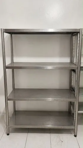 PRATELEIRA EM INOX INDUSTRIAL - 4 NÍVEIS