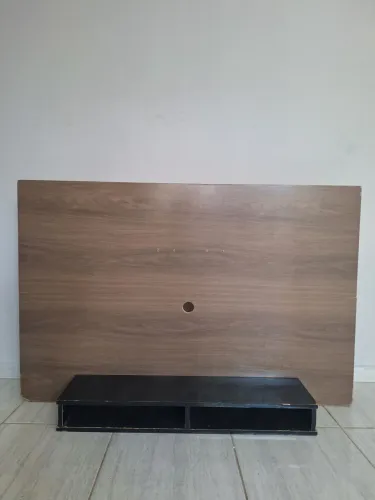LINDO PAINEL PARA TV COM SUPORTE NA BASE, PARA OBJETOS! VALOR NEGOCIÁVEL 