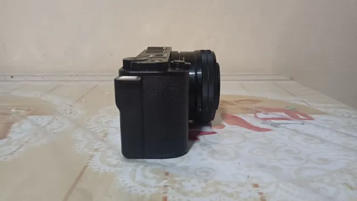 Sony ZVE-10 + Lente do kit 16-50mm