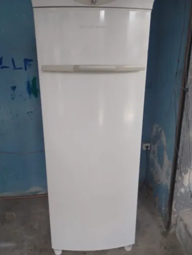 Vendo esta geladeira