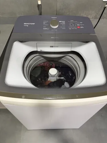 Máquina de Lavar Brastemp 12kg - 220V | Excelente Estado