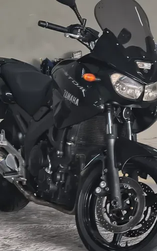 Yamaha tdm 900. Segundo Dono