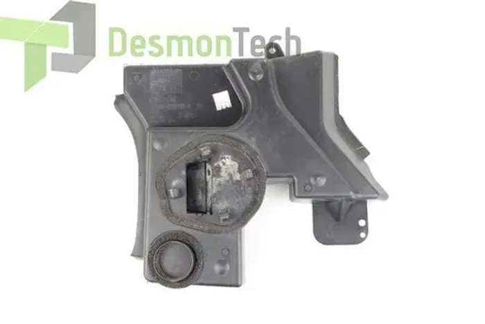 Calha Inferior Da Churrasqueira Do Para-brisa Freelander 2 2 Não Disponivel