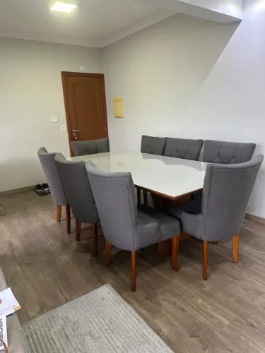 Mesa de Jantar 8 lugares