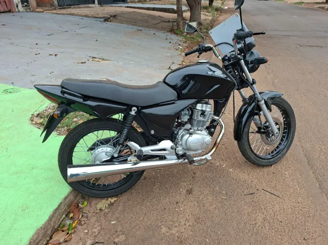 Honda titan 150 impecável 2006/07