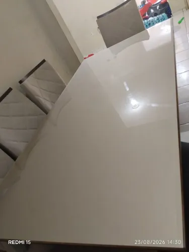 Mesa de 6 cadeiras