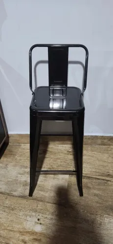 Banqueta de metal com encosto 76 cm