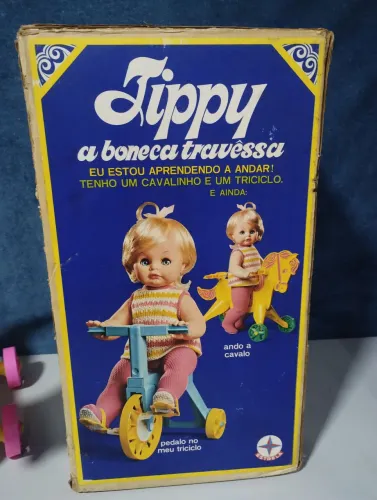 Caixa e acessórios da boneca tippy da estrela