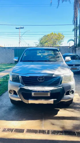 Toyota Hilux CD SRV 4X4 2.7 Flex 16V Aut. 2012