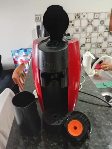 Vendo Cafeteira três corações