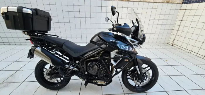 Moto Tiger 800 XRX 2019 bem conservada